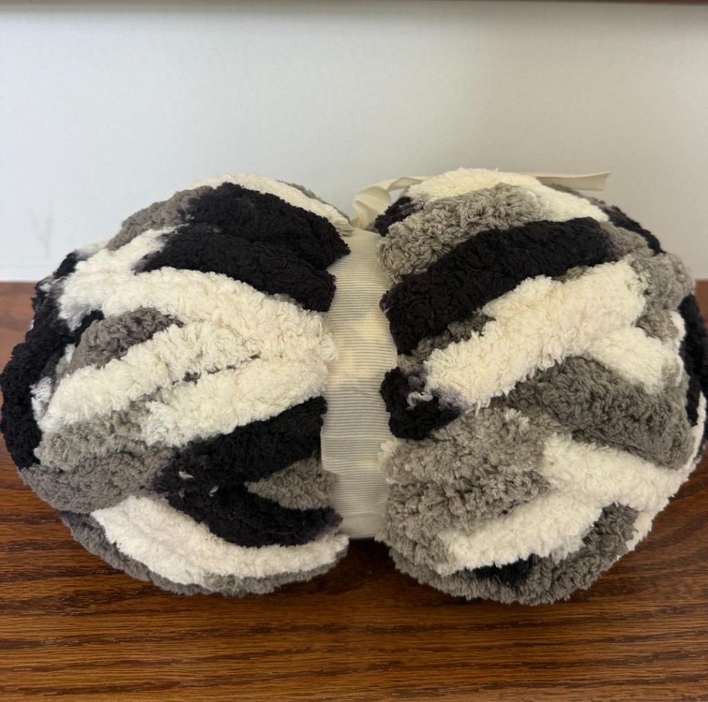 Black White Gray Mix yarn
