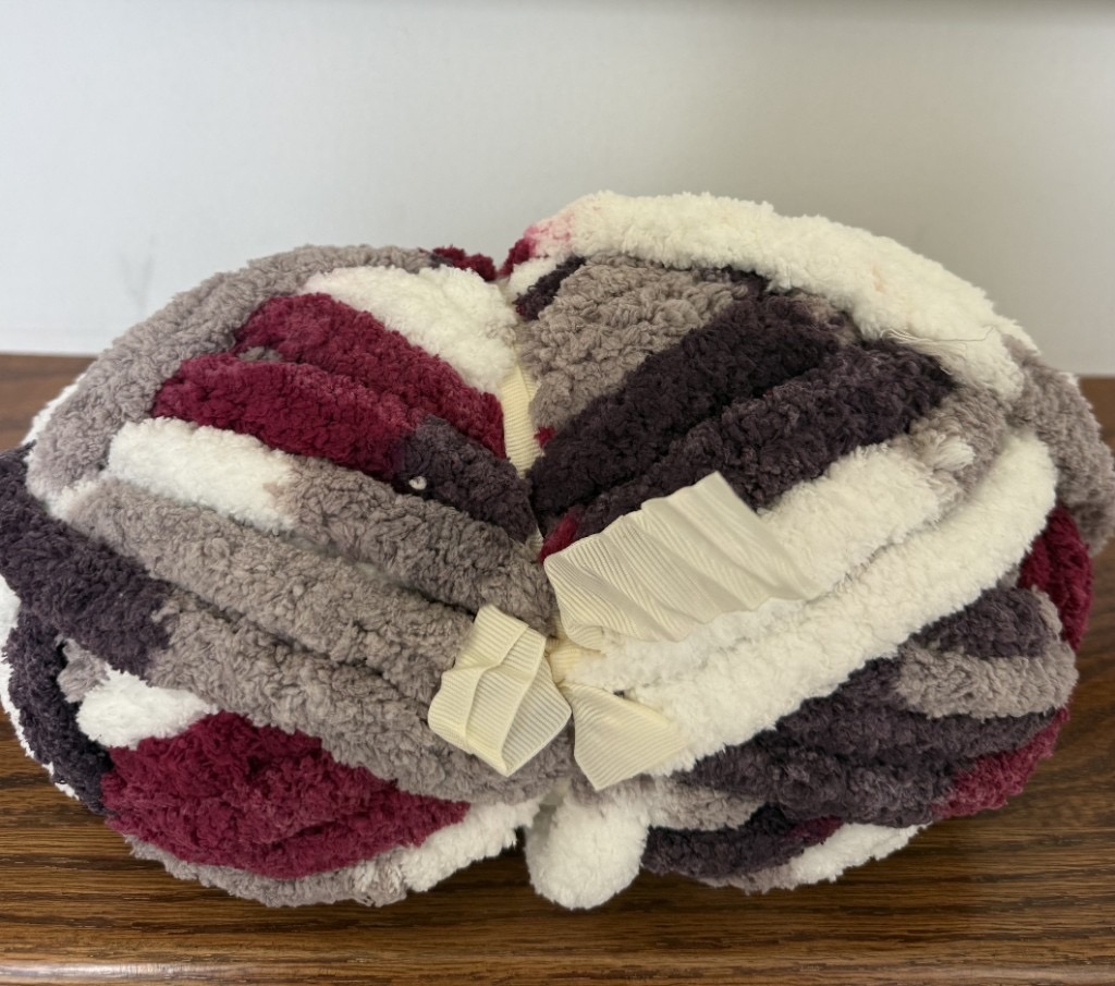 Burgundy Gray White yarn