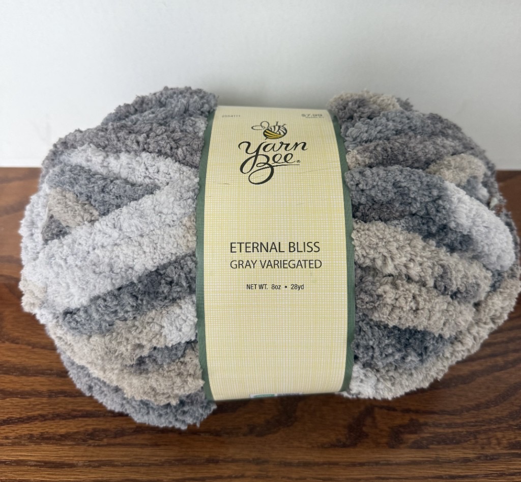 Gray Variegated yarn