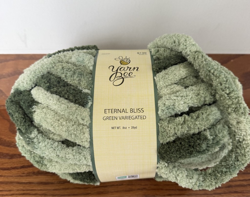 Green Variegated yarn